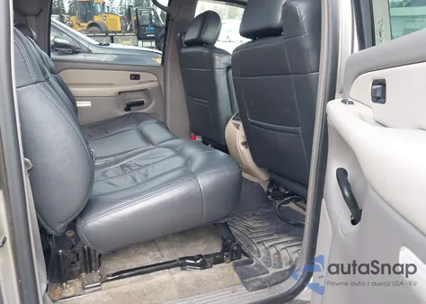 2000 GMC Yukon Xl 2500 Sle/Slt из США, поврежденный, VIN 3GKGK26U7YG190213